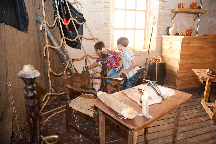 Talleres y visitas para verano en Cartagena Puerto de Culturas First