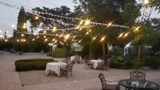 Terraza  de verano en Torre de Zoco Julio 2015 First