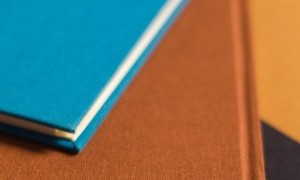 Taller de encuadernación artesanal