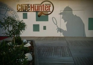 Clue Hunter